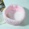Faixa de Cabelo e Pulseira de Flanela Cor Lisa Três Peças para Lavagem do Rosto Feminino Pulseira de Pelúcia Amazon Transfronteiriça