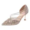 Tacones Altos Blancos con Grulla de Papel y Pedrería, Punta Fina para Mujer, Tacón Delgado, Nuevo Modelo 2026 Zapatos de Boda, Diseño Hueco, Escote Bajo Sexy, Estilo Inspirado en Chanel