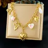Moda Transfronteriza Personalidad Dulce y Fresca Estilo Colgante de Sol con Forma de Corazón y Lazo Chapado en Oro Cadena de Perlas Collar de Acero Inoxidable