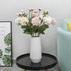 Venta al por mayor peonía de tres cabezas estilo europeo flor falsa flor de seda decoración del hogar flor para boda arte floral oficina comercio exterior flor para camino