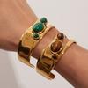 Pulsera Jingqiao Europea y Americana de Acero Inoxidable Hueca con Perlas Versión Alta Piedra Natural Brazalete Abierto Acero Titanio Joyería de Mano Transfronteriza