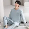 Pijama para hombre Chunbaifen, algodón puro, primavera y otoño, manga larga, nuevo modelo 2026, ropa de casa sencilla para hombre, conjunto juvenil