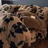 Manta con Estampado de Leopardo Maillard de Piel de Conejo Juego de Cuatro Piezas Invierno Engrosado Cálido Sábana Bajera y Funda de Edredón de Terciopelo de Leche Ropa de Cama