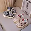 Nuevos Zapatos Deportivos Infantiles Primavera 2026, Zapatos de Running Transpirables de Malla para Niños, Zapatos tipo Papá Antideslizantes de Suela Suave para Niñas, Modernos