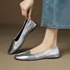 Primer encuentro: Exquisitos y Cómodos Zapatos Planos Nuevos de Mujer Estilo Francés, Zapatos Pequeños de Cuero con Suela Blanda