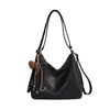 Bolso de tres usos para mujer, nueva colección otoño 2026, mochila retro de alta gama, bolsa de viaje ligera, bolso de hombro y bolso cruzado
