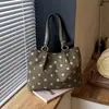Bolsa de Veludo Camurçado Feminina 2026 Novo Estilo Tendência Outono Retrô Bolsa Tote para o Trabalho Milanesa Grande Capacidade Bolsa de Ombro