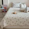 Juego de tres piezas de colcha acolchada de algodón de doble cara con estampado estilo caricatura, sábana de algodón puro, funda para kang de tatami, adecuada para todas las estaciones