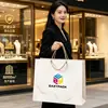 Bolsas de Regalo Personalizadas, Bolsas de Empaque de Regalo de Lotes Pequeños con Logo, Bolsas Tote de Alta Gama para Tiendas de Ropa para Mujeres, Hechas a Medida