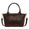 Bolso de Cubo de Moda de Mano de Alta Gama con Diseño Nicho Estilo Coreano para Mujer 2024 Nuevo Estilo Tejido Retro Bandolera