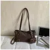 Bolsa de Axila Casual Estilo Coreano Maillard Retrô para Mulheres 2026 Nova Coleção Primavera Grande Capacidade Bolsa de Mão para Trabalho e Deslocamento