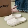 Zuecos para Hombre de Suela Gruesa Calados 2026 Verano Nuevo Estilo para Interiores Antideslizantes para Exteriores Transpirables de Tacto Suave Sandalias Cerradas