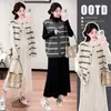 Conjunto de duas peças doce para gestantes, outono e inverno, cardigã listrado solto novo tamanho grande, colete e vestido base de gola alta