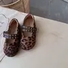 Sapatos infantis estilo 'hot girl' retrô coreano, sapatos Mary Jane para meninas pequenas, sapatos de bebê princesa com estampa de leopardo, de corte baixo