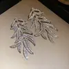 Pendientes de Borla Hoja de Diamante Aguja de Plata Moda Exagerados de Nicho Pendientes de Lujo Ligero Personalidad Pendientes de Gama Alta Venta al por Mayor Mujeres