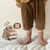 Calcetines de Media Pantorrilla para Bebé Estilo Otoño/Invierno Cálidos Espesos para Bebé Color Sólido Versátiles Calcetines Protectores para Pies de Recién Nacido