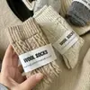 Calcetines de Hilo de Lana Estilo Nuevo para Mujer, Calcetines de Media Pantorrilla, Estilo Trendy de Celebridad de Internet, Calcetines de Cachemira Tejidos en Cable, Calcetines Gruesos Versátiles para Invierno