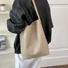 Bolso de mujer de gran capacidad, nuevo y moderno de 2026, popular de verano, bolso de hombro de patrón tejido de alta gama, bolso tote para el trabajo