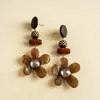Pendientes Geométricos de Flor de Resina Transfronterizos Europeos y Americanos Otoplastias Maillard Otoño e Invierno Diseño Nicho de Gama Alta Joyería para Orejas Venta al por Mayor