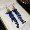 Brincos de Franja Flor de Strass Azul Europeus e Americanos Transfronteiriços Agulha de Prata, Brincos de Tarraxa Modernos e Requintados, Brincos de Luxo Leve de Alta Qualidade para Mulheres
