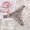 Ropa interior sexy de estampado de leopardo para comercio exterior, tanga encantadora para mujer, estudiante linda, antibacteriana, sin costuras, body de una pieza en forma de T