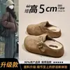 Mules de mujer tipo Birkenstock con suela gruesa, que aumentan la altura, forradas de felpa para usar al aire libre, nuevas zapatillas de algodón tipo Birkenstock peludas de invierno 2026