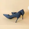 Zapatos de comercio exterior para mujer 2026 nuevo modelo punta fina tacones altos de aguja boca poco profunda tela esmerilada trabajo moda zapatos de mujer al por mayor
