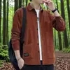 Coleção Outono/Inverno 2026: Camisa de veludo cotelê de manga comprida, peso pesado e espessa, para homens, com design casual estilo Hong Kong, adequada para homens jovens e de meia-idade, e pode ser usada como peça de sobreposição.