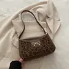 Bolsa Quadrada Pequena de Mão Fashion com Laço Texturizado para Mulheres Nova Coleção Verão 2025 Bolsa de Ombro de Luxo Leve Bolsa de Axila com Padrão de Crocodilo para Mulheres