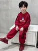 Roupas infantis para meninos, conjunto de moletom para primavera e outono, estilo coreano, conjunto esportivo estiloso de duas peças para meninos pequenos, roupas de outono para bebês