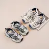 Tênis Esportivo Feminino 2026 Primavera Novo Tênis de Caminhada Infantil Tênis Casual Antiderrapante da Moda para Meninos Tênis da Moda para Crianças