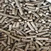 A Fábrica de Origem Produz Pellets de Biomassa a partir de Partículas de Madeira de Pinus Sylvestris para Caldeiras Industriais e Fogões de Aquecimento que Queimam Pellets de Biomassa