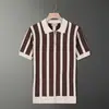 Camisa Polo Rayada de Media Cremallera Estilo Ligeramente Maduro Verano Nueva Camiseta de Manga Corta Tendencia Masculina Estilo Coreano Punto Informal