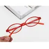Gafas de montura retro bidimensionales para novia picante YK2 cara pequeña miope forma cóncava lisa foto nicho espejo plano-