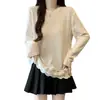 Coleção de outono nova plus size: Camiseta feminina estilosa, de manga longa, gola redonda e corte solto, que valoriza a silhueta, com detalhes em renda