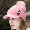 Chapéu de Veludo Engrossado para Mulheres, Gorro de Lã Tricotado de Inverno, Novo Chapéu Versátil Estilo Coreano para Estudantes, Chapéu de Proteção para Ouvidos para Ciclismo de Inverno