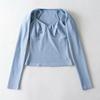 Moda Femenina Europea y Americana Nueva de Principios de Primavera Conjunto de 2 Piezas de Camiseta Ajustada con Correa en el Pecho Tridimensional C8551 Estilo Corto