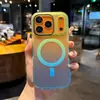 Funda de teléfono de color deslumbrante con tacto de piel para iPhone 18 Pro, funda magnética láser degradada para Apple 17 Pro Max, acabado mate