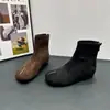Botines Birkenstock de Gamuza Estilo Coreano con Punta Dividida para Mujer 2026 Otoño Nuevos Botas Adelgazantes de Punta Redonda y Tacón Bajo Botas Versátiles para Mujeres Bajitas