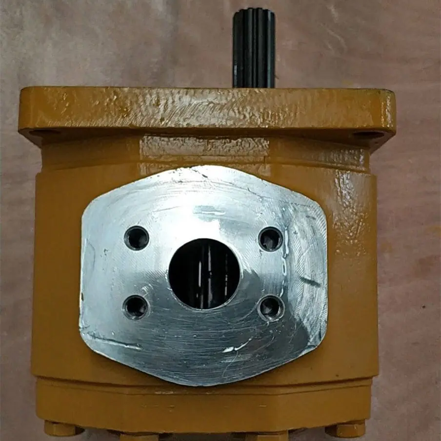用于推土机D50A-16 D50A-17的工作泵 主泵704