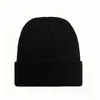Gorro de Tricô Acrílico Liso Bordado com Logo, Comércio Exterior, Engrossado para Outono e Inverno, À Prova de Frio e Quente, Cor Sólida, Unissex
