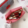 Bolsa de maquillaje de cuadros de tomate ins, bolsa de almacenamiento de brochas de maquillaje de alta gama, estuche de lápices de papelería para estudiantes de gran capacidad portátil