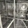 Tanque de almacenamiento de agua engrosado de acero inoxidable 304 de grado alimenticio, adecuado para su uso como tanque de agua contra incendios en edificios residenciales y escuelas, y como accesorio de tratamiento de agua para almacenamiento de agua