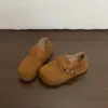Nuevos zapatos planos sin cordones estilo Birkenstock para mujer para primavera y otoño, con hebilla de cuero y gamuza, para gente perezosa, con aumento de altura oculto, zapatos de corte bajo 2026