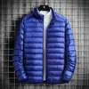 Abrigo de algodón y seda ligero para hombre 2024 otoño e invierno nuevo productos genuinos talla grande ultraligero cuello alto con capucha chaqueta corta acolchada de algodón exterior