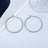 Brincos argola com pino de prata s925, estilo coreano, populares entre influenciadores, espessos galvanizados, efeito emagrecedor para rostos redondos, argola lisa com toque metálico, brincos femininos