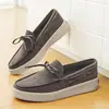 Mocasines de nicho Slip-On Zapatillas perezosas para hombre de gelatina de goma de moda Deportivas Versátiles Casuales Zapatos de hombre X322
