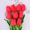Flores artificiais de tulipa personalizadas para sala de estar, decoração de mesa de jantar, decoração de casamento, adereços de fotografia e arranjos de plantas verdes para cenários
