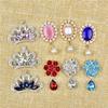 Venta al por mayor de fábrica de colgantes de corona, flor y ópalo con diamantes de imitación de perla, joyas, agujeros para zapatos y bolsos, accesorios de bricolaje.
