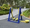 Equipamento de Fitness ao Ar Livre Caminho ao Ar Livre Parque Comunitário Praça da Comunidade Pessoas Idosas Caminhando Cintura Torcida Combinação de Articulação do Ombro